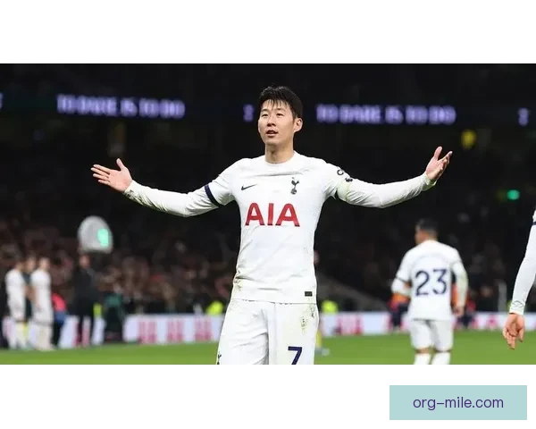 孙兴慜接过热刺队长袖标后继续稳定高效进球展现领袖风范