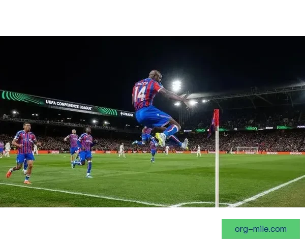 德赫亚经历长达一年无球可踢后成功加盟紫百合开启新篇章