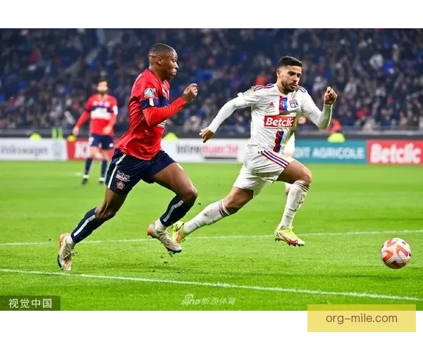 拉卡泽特带领法国国奥力压群雄勇夺奥运银牌展现足球新希望