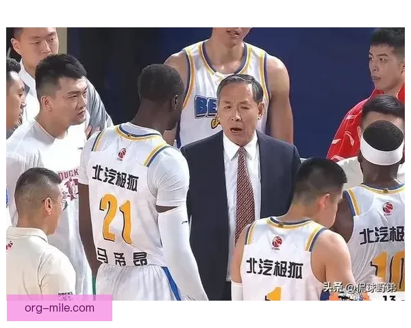 联赛伤病潮席卷赛季对球队战力轮换与争冠格局的深远影响分析探讨